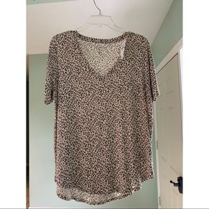 NWT AE Soft and Sexy Cheetah Tee